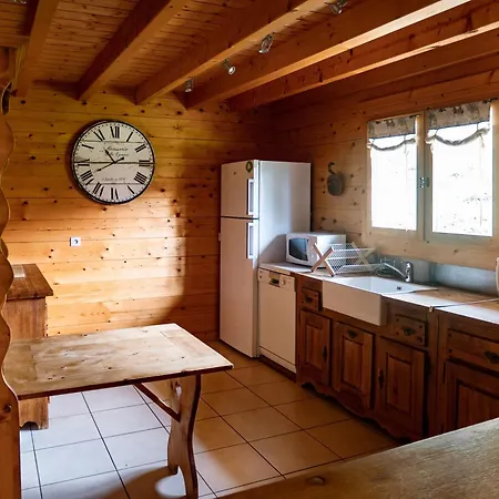 Шале La Taniere De Eddy Theys